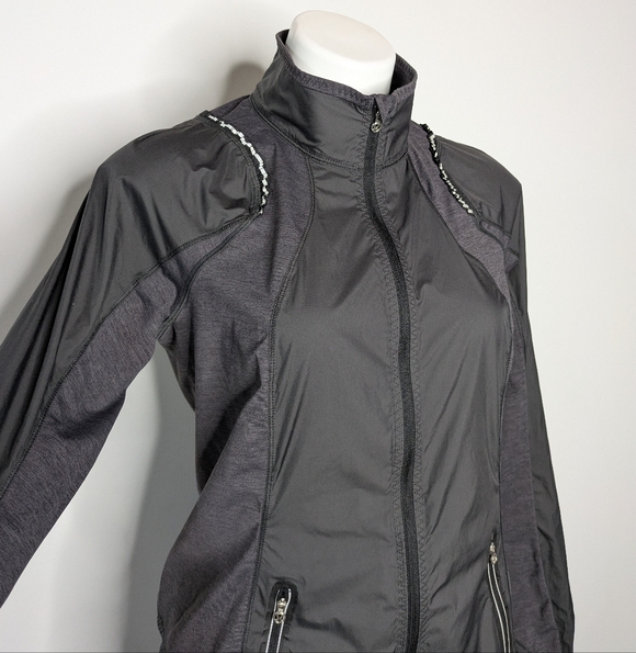 Lululemon Run Nothin But Run Black Zip Up Lightweight Exercise Workout Jacket 8 - Picture 5 of 10